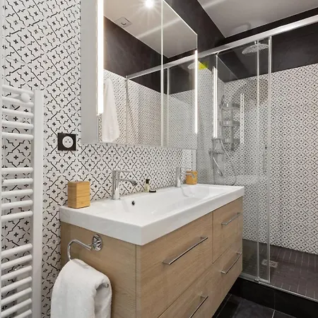 Guestready - For 6 In *